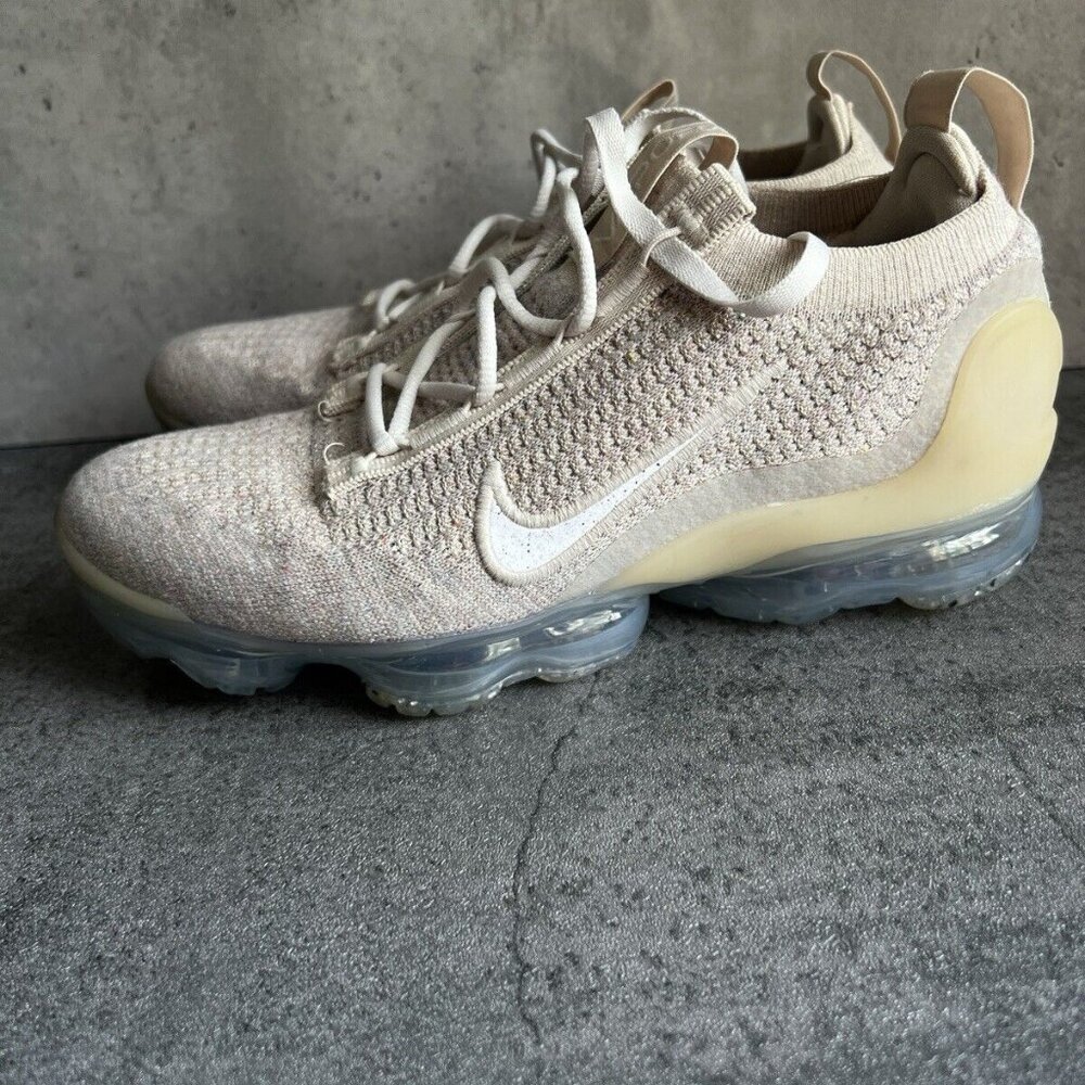 Nike Vapormax 2021 FK Oatmeal WhitePhantom Athletic Running Sneakers Size 7